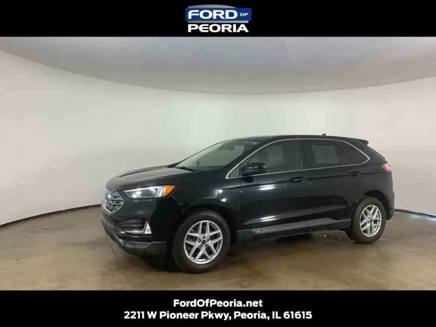 2022 Ford Edge SEL photo 1
