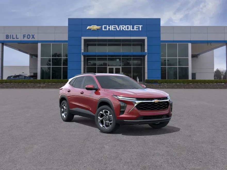 2025 Chevrolet Trax LT photo 1