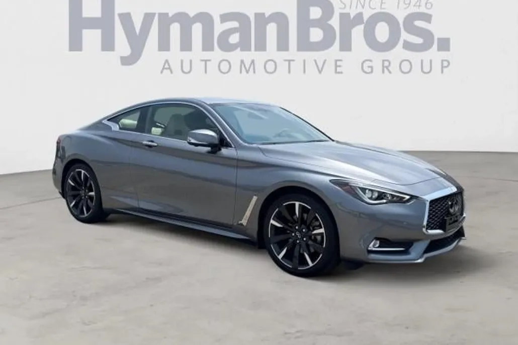 2022 Infiniti Q60 Luxe photo 1