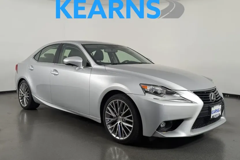 2015 Lexus IS 250 photo 1