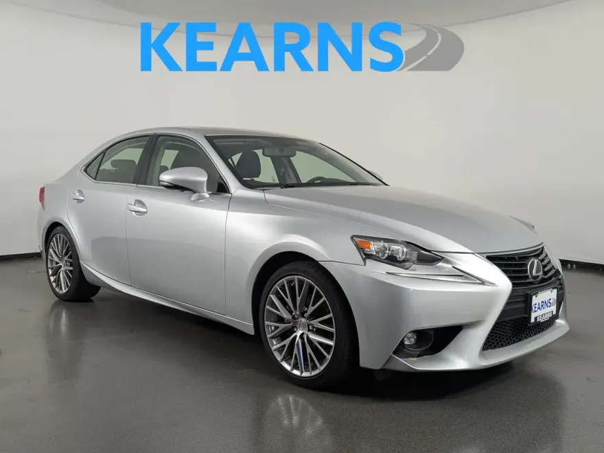 2015 Lexus IS 250 photo 1