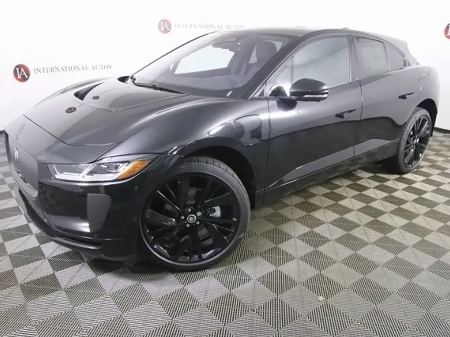 2024 Jaguar I-PACE EV400 HSE photo 1