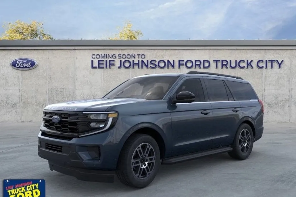 2025 Ford Expedition photo 1