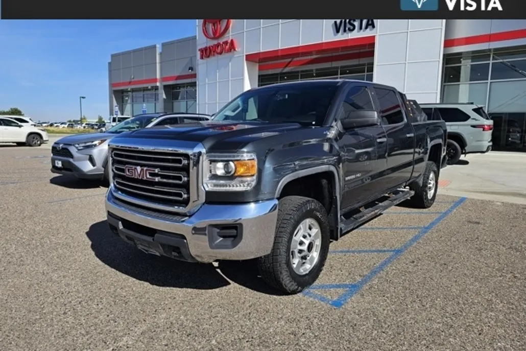 2017 Gmc Sierra Base photo 1