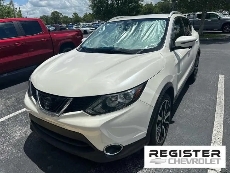 2018 Nissan Rogue Sport SL photo 1