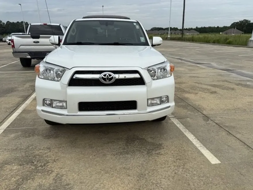 2011 Toyota 4Runner Limited V6 photo 1