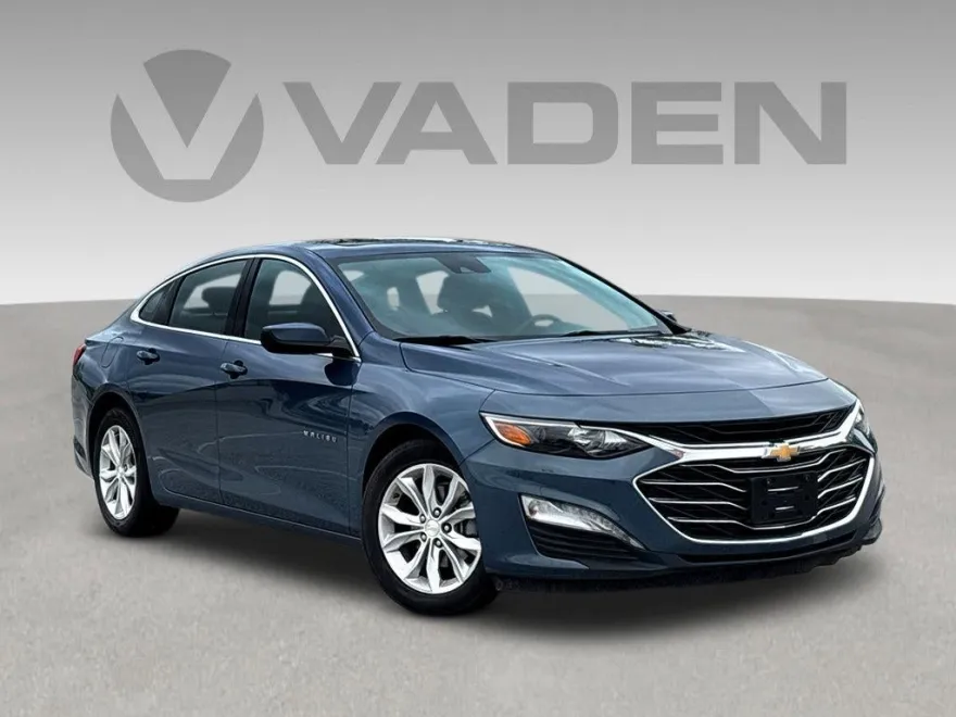 2024 Chevrolet Malibu 1LT photo 1