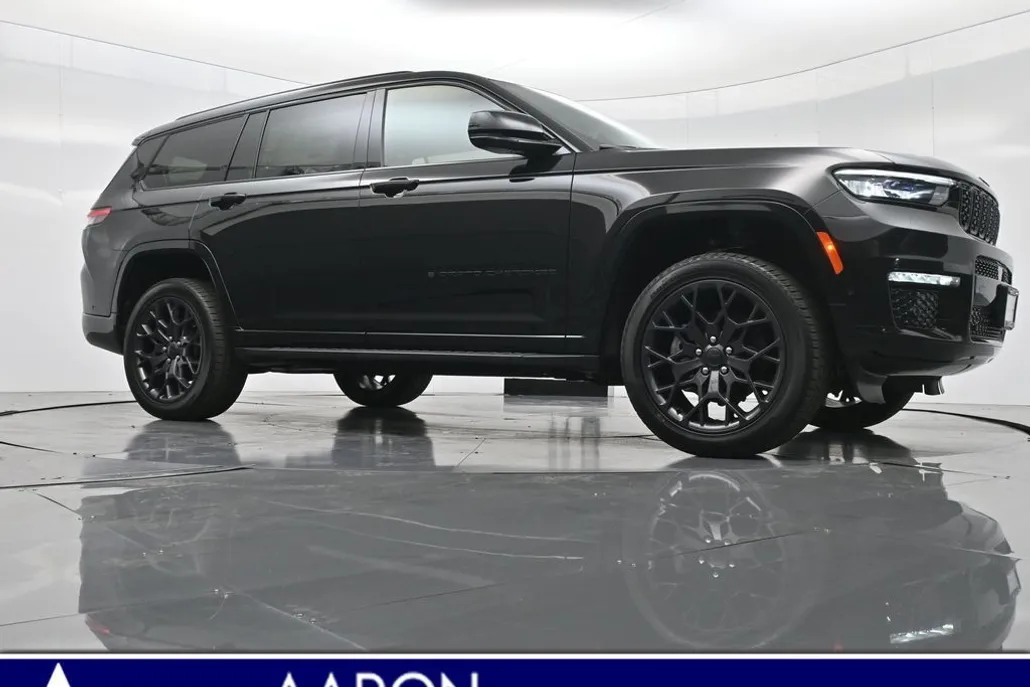 2025 Jeep Grand Cherokee L Summit Reserve photo 1