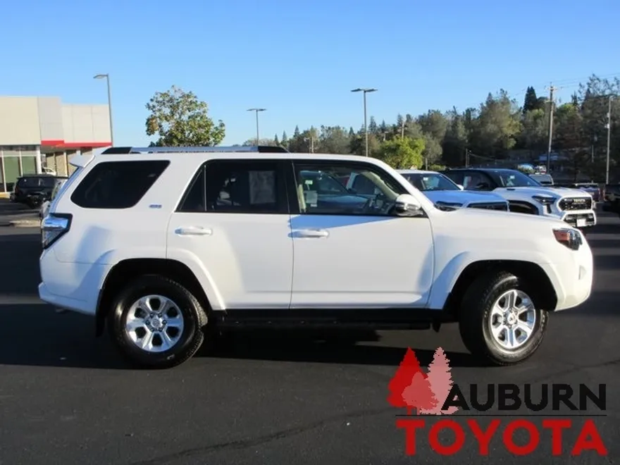 2021 Toyota 4Runner SR5 Premium photo 1