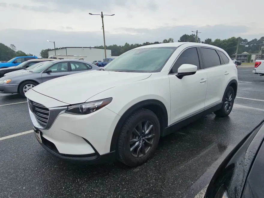 2022 Mazda CX-9 Touring photo 1