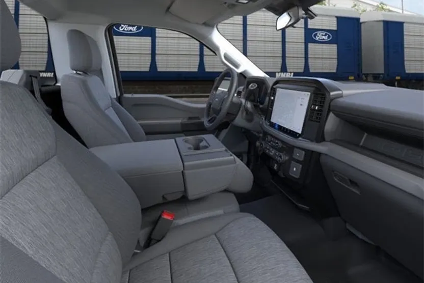 2025 Ford F-150 XL photo 1