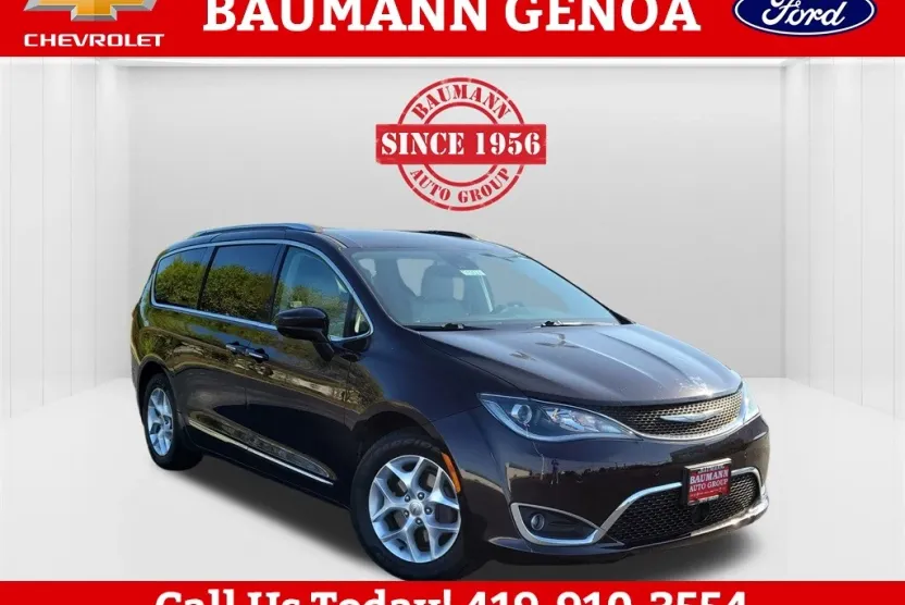 2018 Chrysler Pacifica Touring Plus photo 1