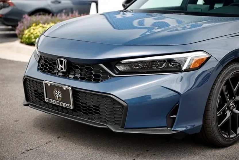 2026 Honda Civic Sport photo 1