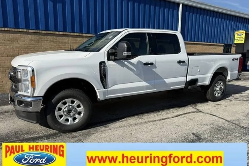 2023 Ford F-250 photo 1