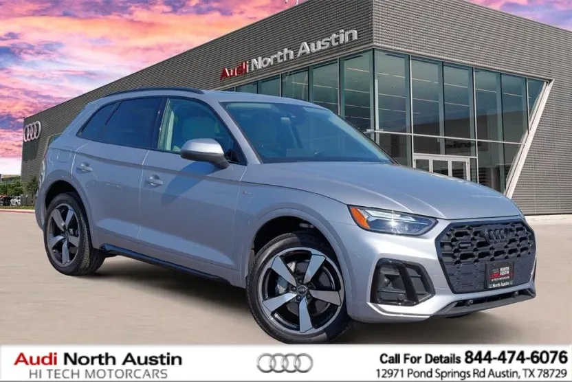 2022 Audi Q5 S line Premium Plus photo 1
