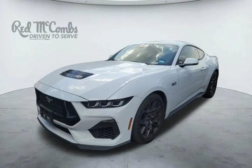 2024 Ford Mustang GT Premium photo 1