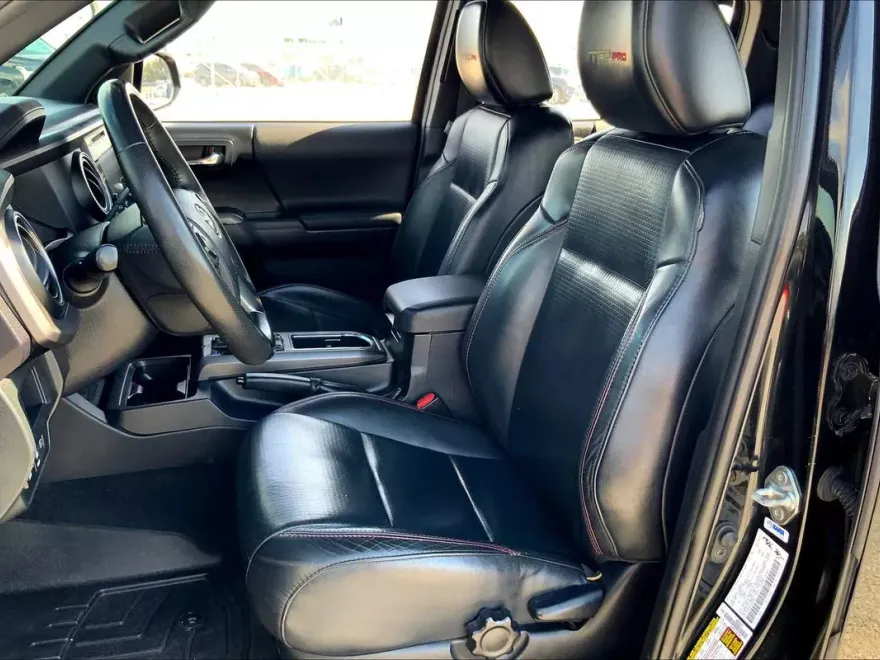 2019 Toyota Tacoma TRD Pro photo 7