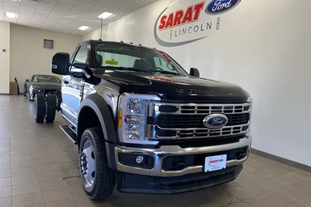 2024 Ford F-550 XL photo 1