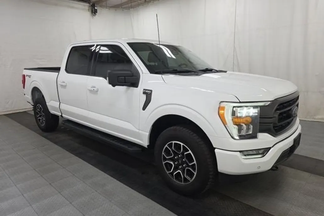2023 Ford F-150 XLT photo 1