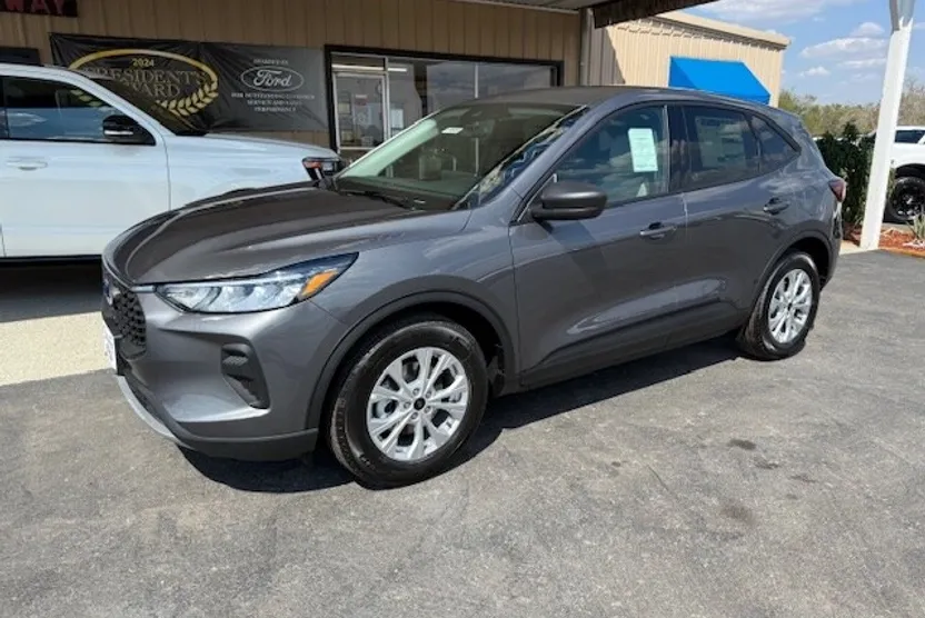 2025 Ford Escape Active photo 1