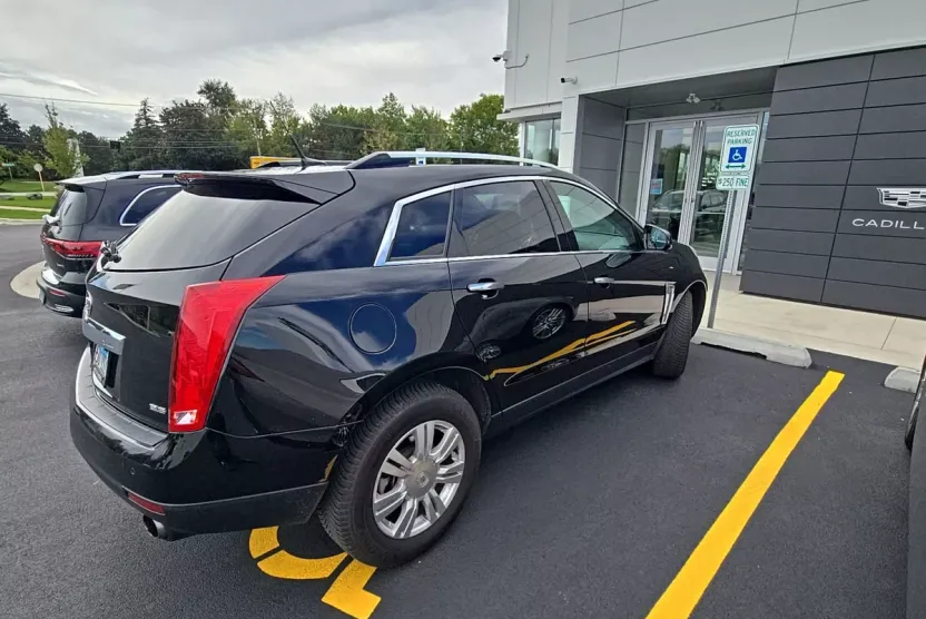 2013 Cadillac SRX Luxury photo 1