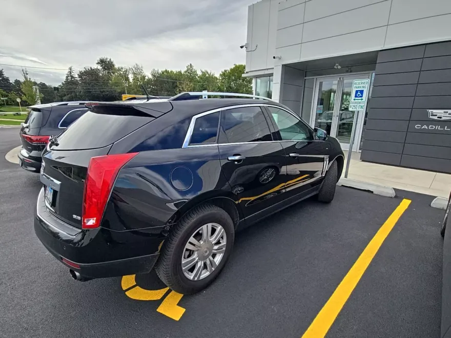 2013 Cadillac SRX Luxury photo 1