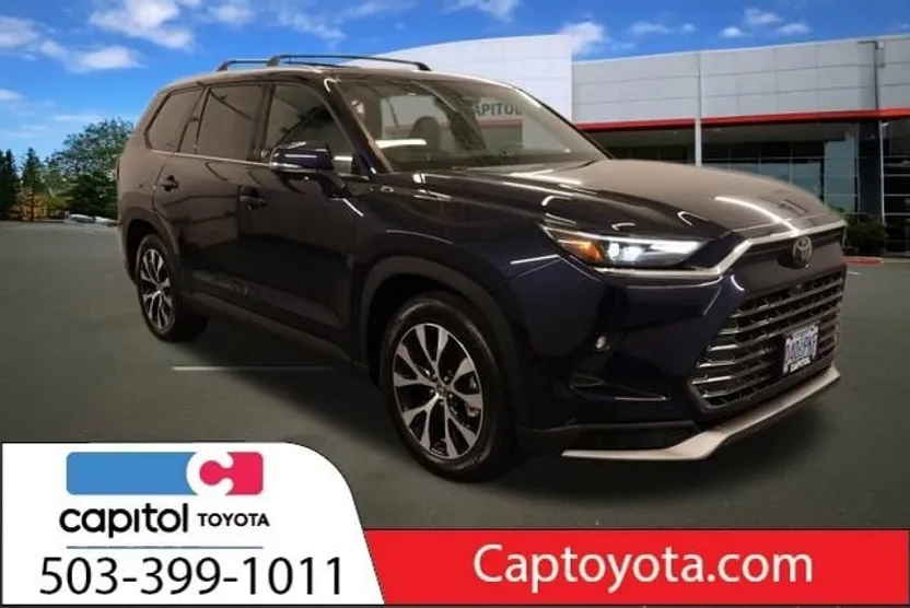 2024 Toyota Highlander Hybrid Limited photo 1