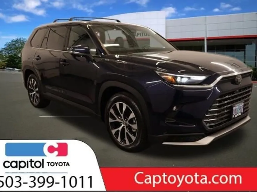 2024 Toyota Highlander Hybrid Limited photo 1