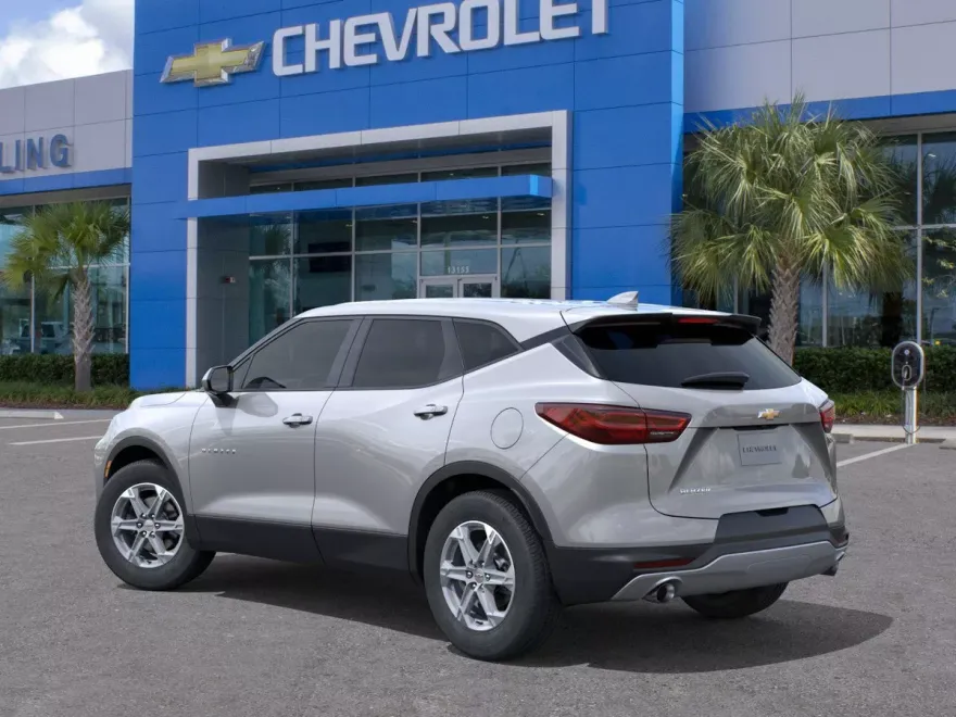 2025 Chevrolet Blazer 2LT photo 1