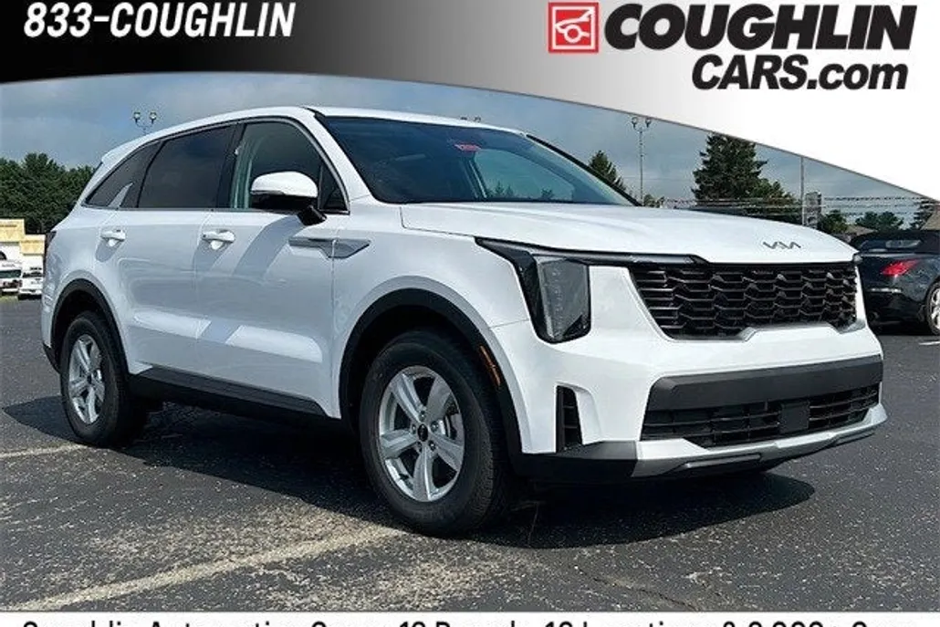 2025 Kia Sorento LX photo 1