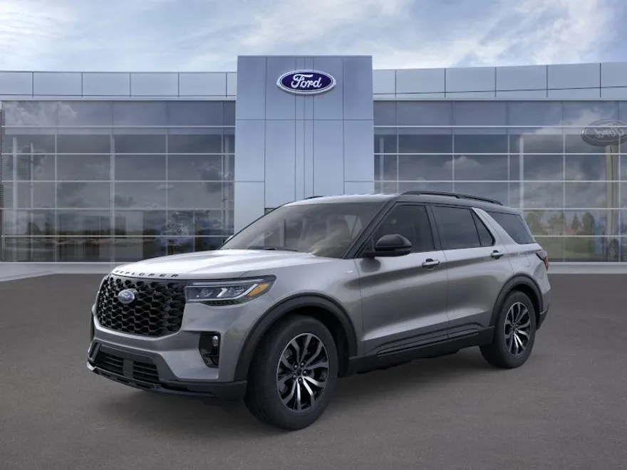 2025 Ford Explorer ST-Line photo 1