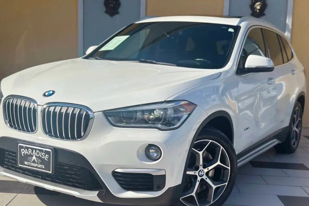 2017 Bmw X1 XDrive28i photo 1