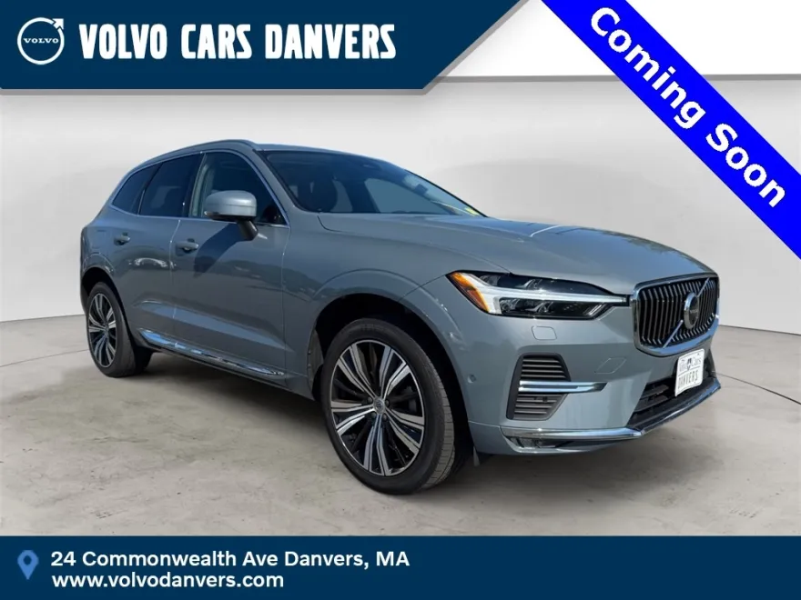 2023 Volvo XC60 B5 Plus photo 1