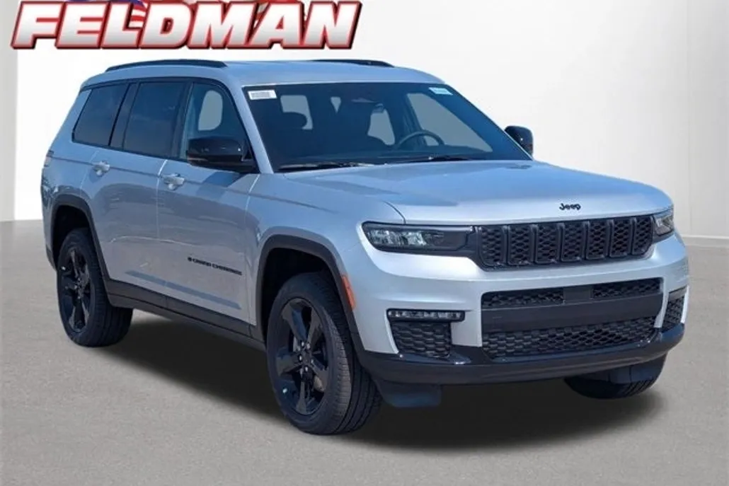 2025 Jeep Grand Cherokee Limited photo 1