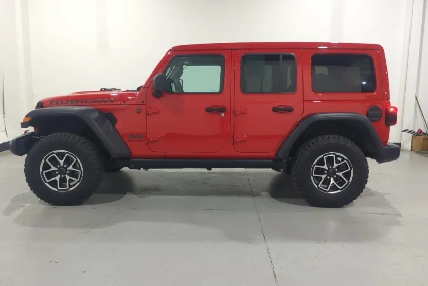 2024 Jeep Wrangler Rubicon photo 1