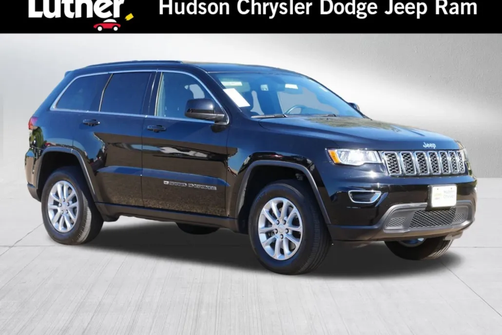 2022 Jeep Cherokee Laredo photo 1