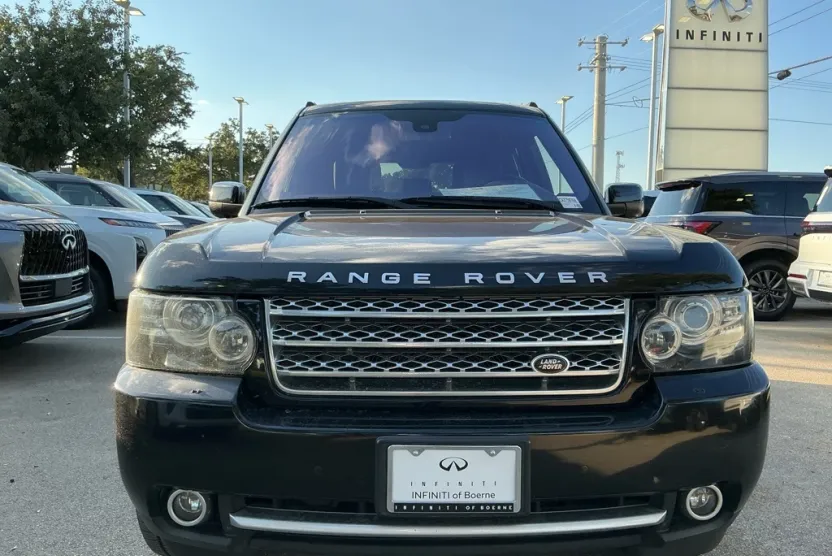 2012 Land Rover Range Rover HSE LUX photo 1