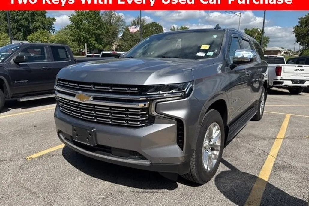 2022 Chevrolet Suburban Premier photo 1