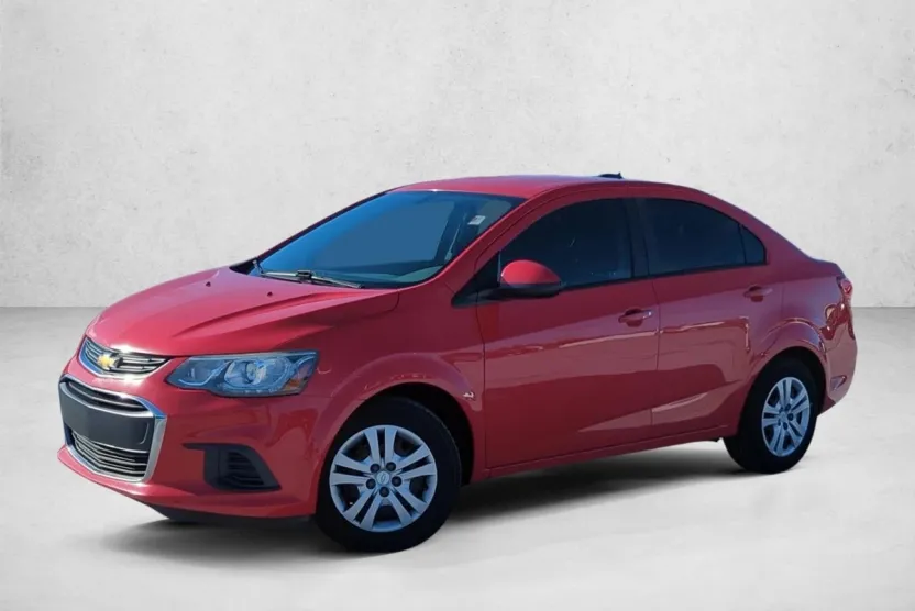 2018 Chevrolet Sonic LS photo 1