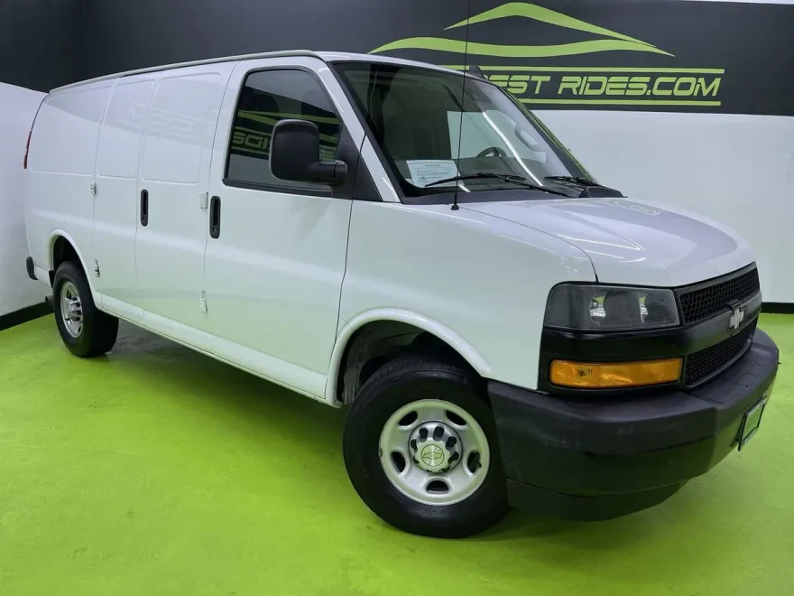 2019 Chevrolet Express 2500 Work Van photo 1