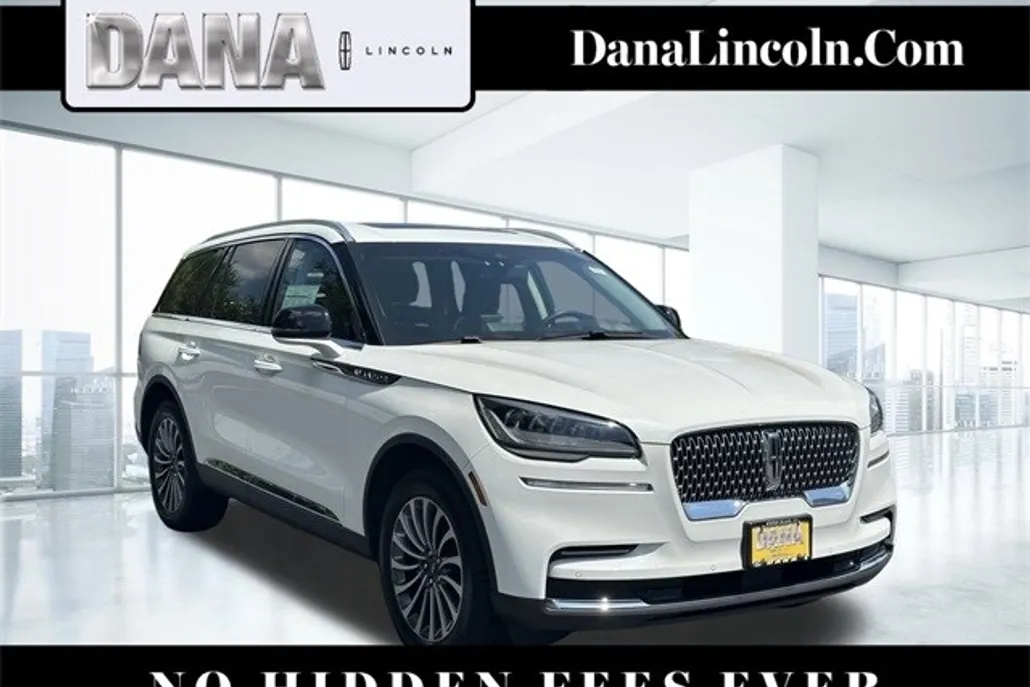 2023 Lincoln Aviator Standard photo 1