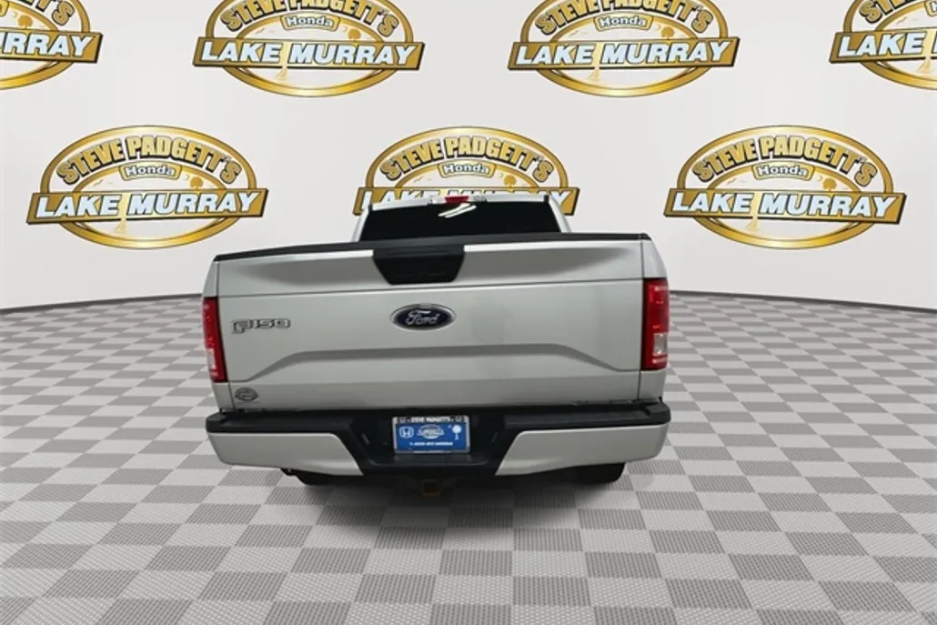 2016 Ford F-150 XL photo 1