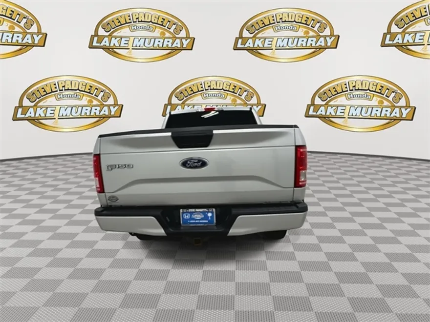 2016 Ford F-150 XL photo 1