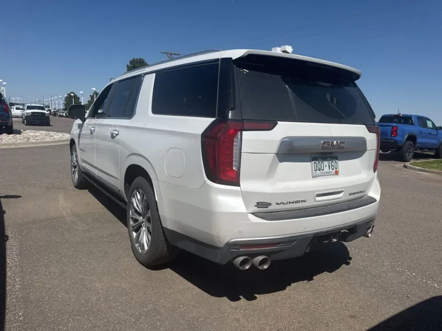 2021 Gmc Yukon XL Denali photo 1