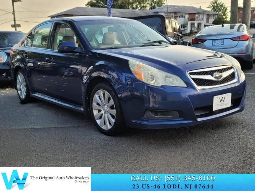 2010 Subaru Legacy Limited photo 1