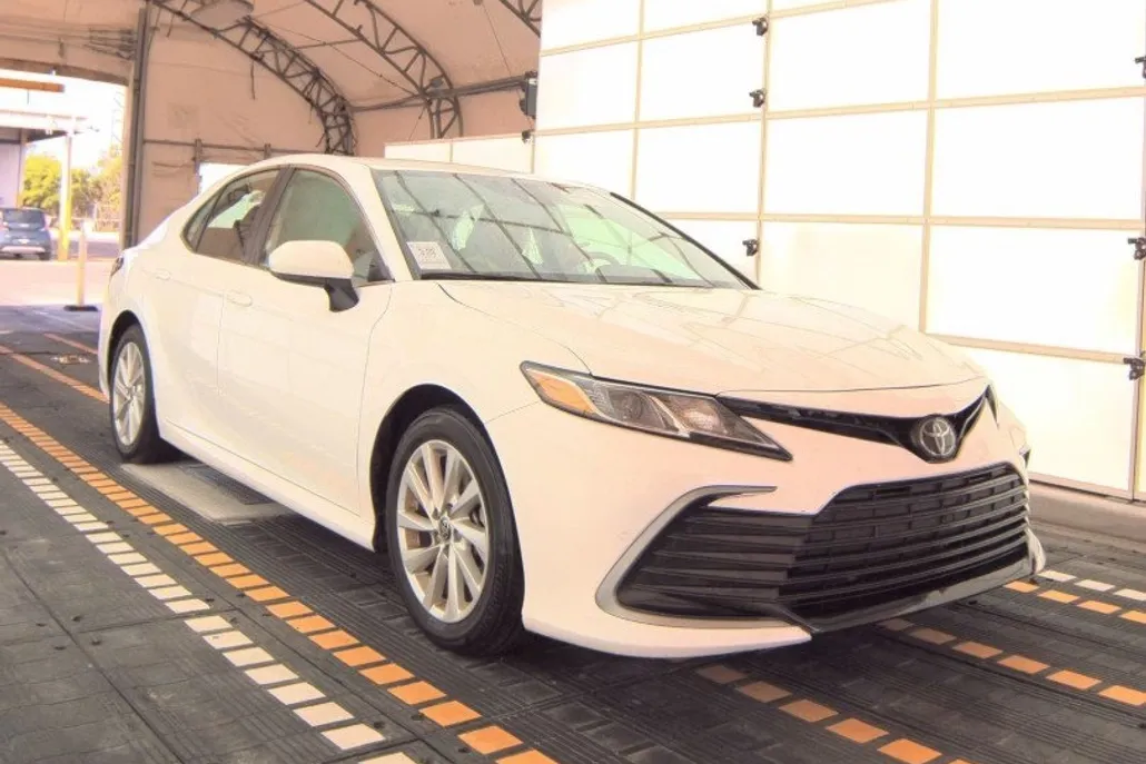 2024 Toyota Camry LE photo 1