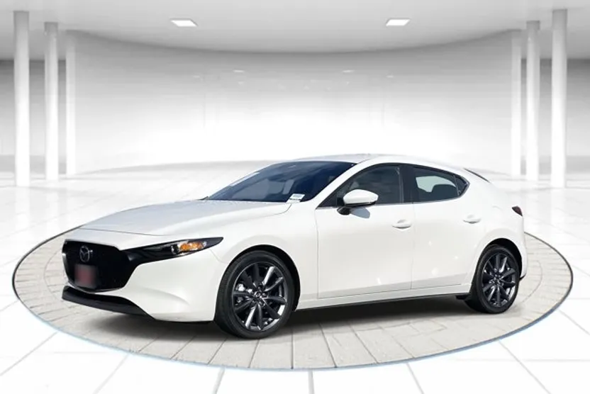 2021 Mazda Mazda3 Select Hatchback photo 1