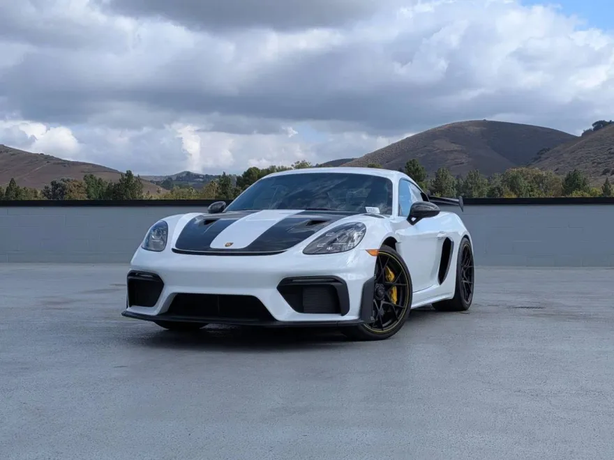 2025 Porsche Cayman GT4 RS photo 1