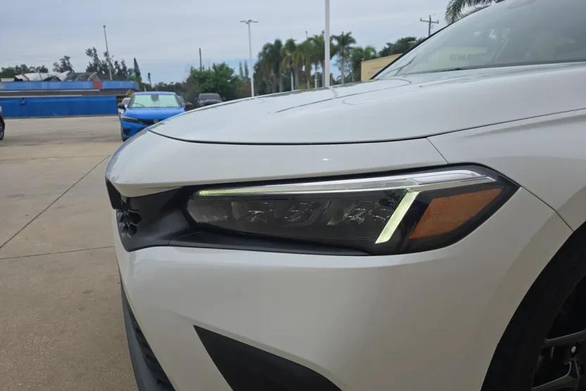 2023 Honda Civic Sport Hatchback photo 1