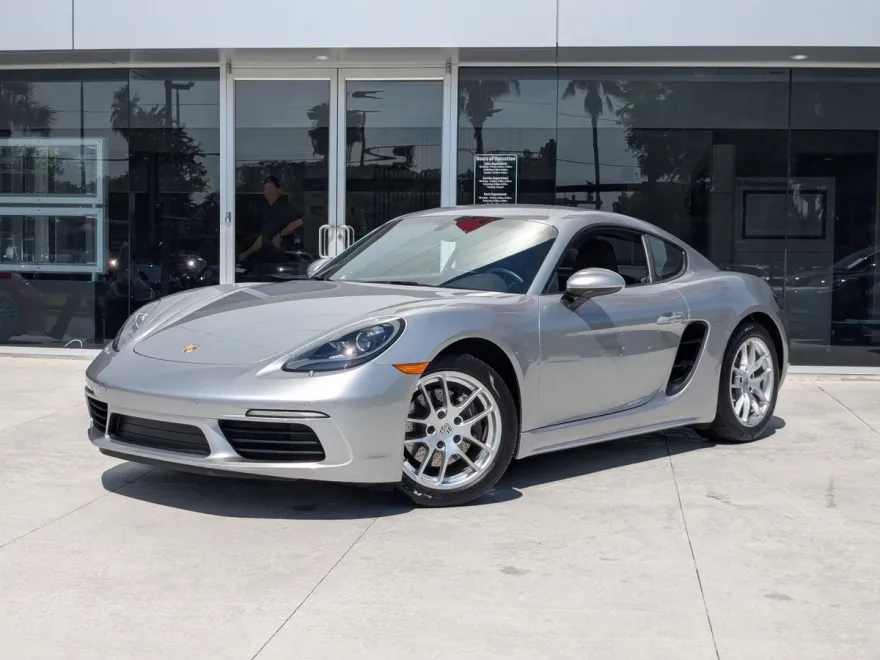 2023 Porsche Cayman Base photo 1